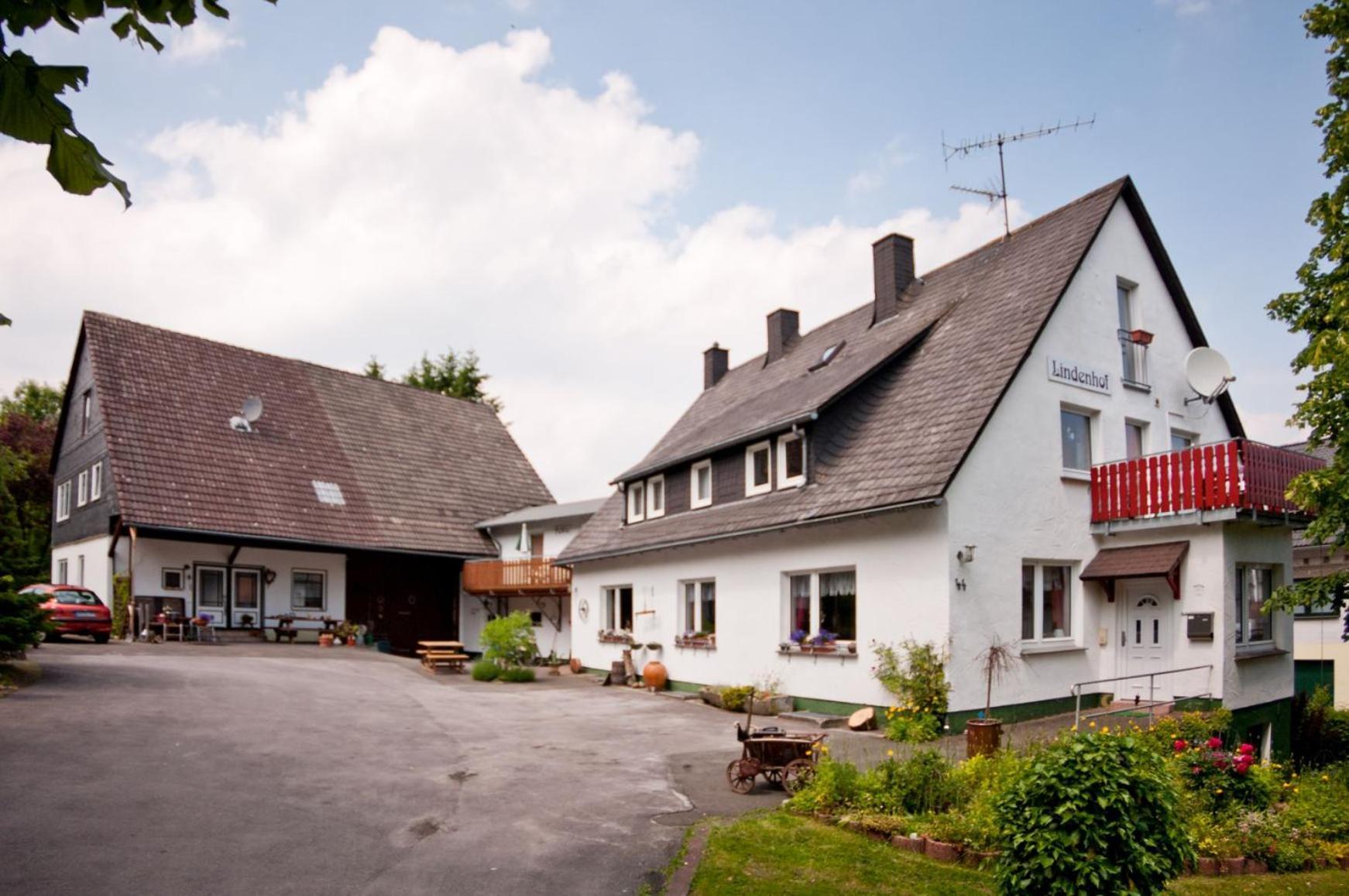 Ferienwohnungen Lindenhof Willingen  Exterior photo