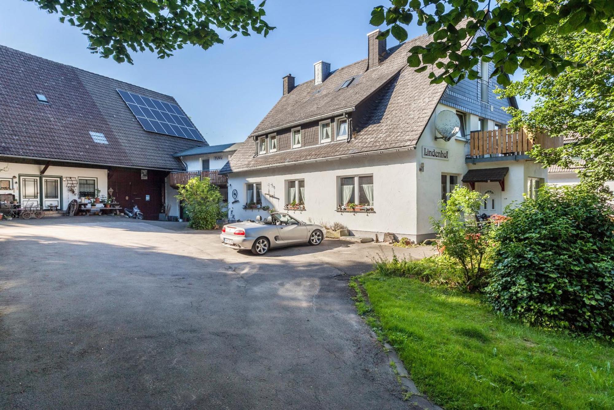 Ferienwohnungen Lindenhof Willingen  Exterior photo